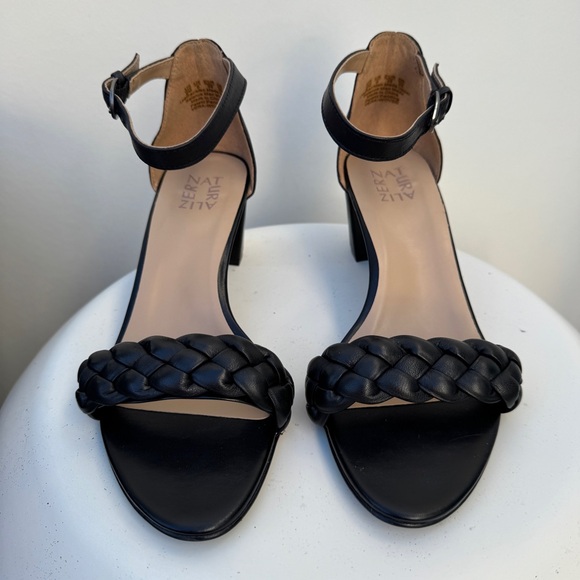 Naturalizer Black Leather Ankle Strap Heeled Sandals Size 9 - Picture 3 of 9